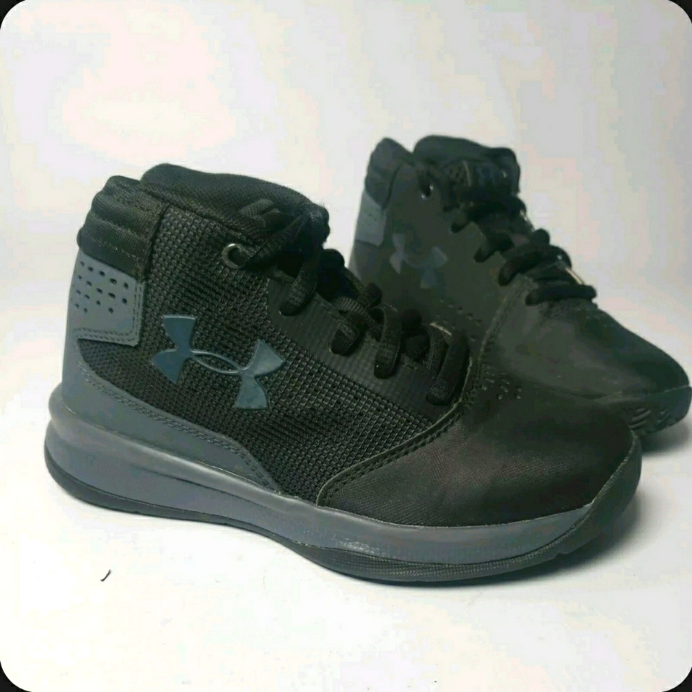 UNDER ARMOUR “Jet 2017” Boy’s Black & Gray Basketball Shoes Size 11K